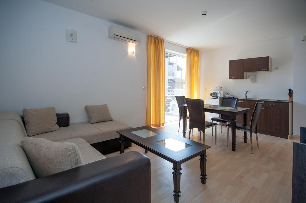 Stella Polaris Apartcomplex Sluneční pobřeží Pokoj fotografie